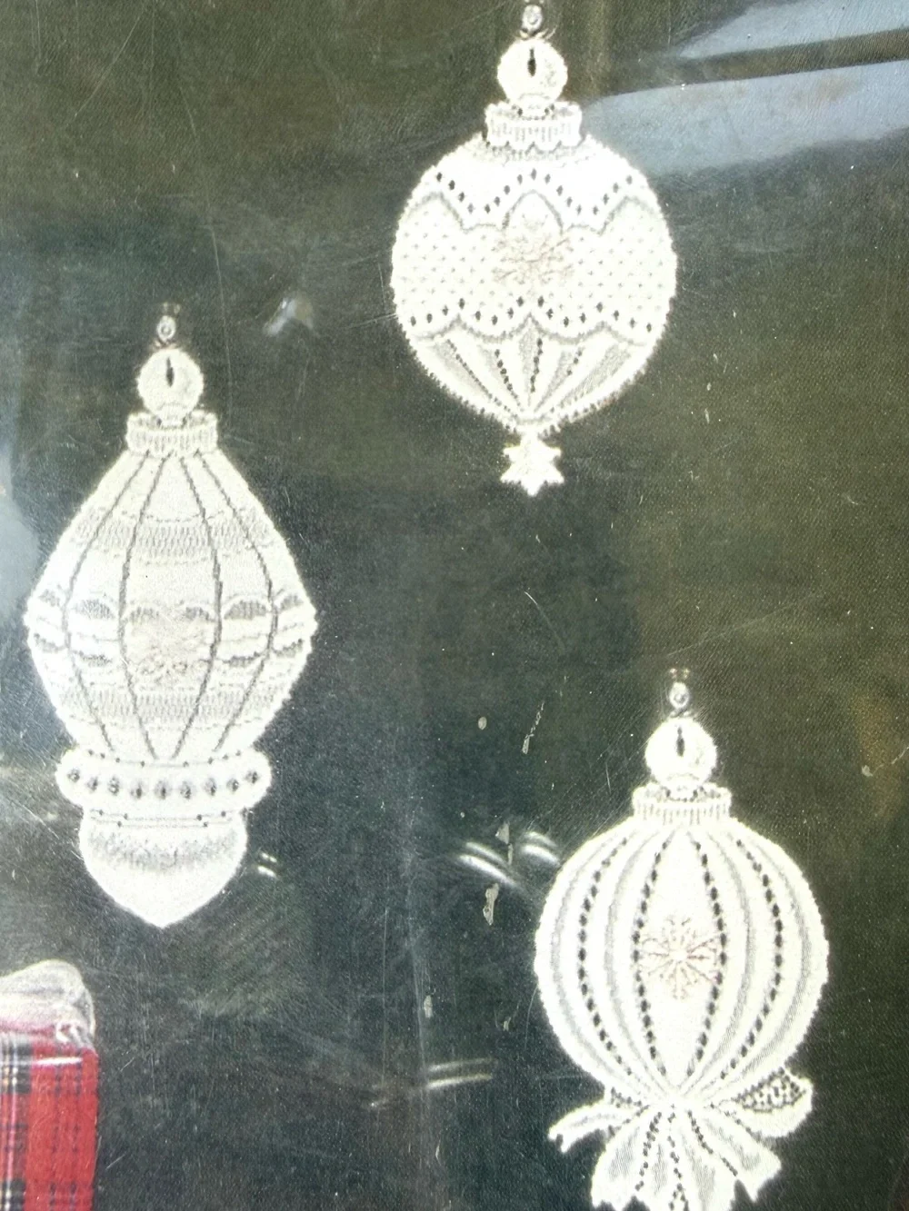 Heritage White Lace Window Ornaments - Lace Holiday Accents - unopened